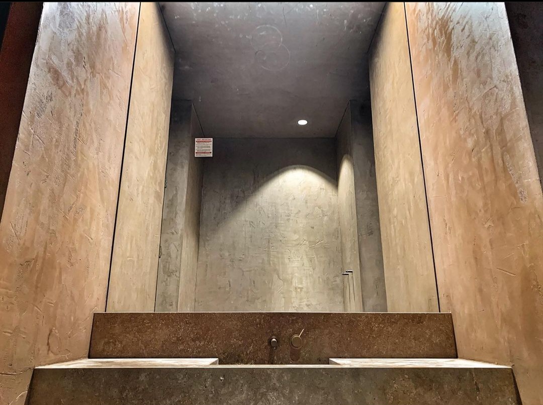 Ceiling